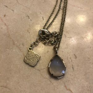 Kendra Scott necklace